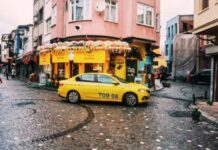 Taxi Driver Jobs in Canada