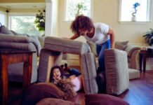 Live-in Nanny Jobs in Canada