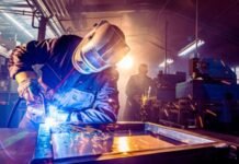 Full-Time Permanent Welding Job in Canada– $46.51/hour (Apply Before March 26, 2026) welder working in Richmond