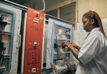 Work as an Electrician in Canada
