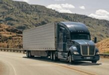 Truck drivers needed in Canada