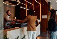 Jobs for Hotel Receptionist in Dubai